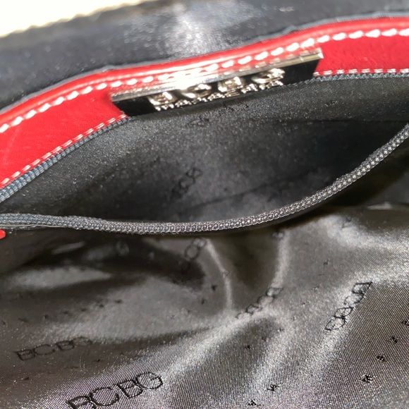 BCBG Max Azria Tan Canvas Red Leather Vintage Shoulder Bag - Picture 9 of 13